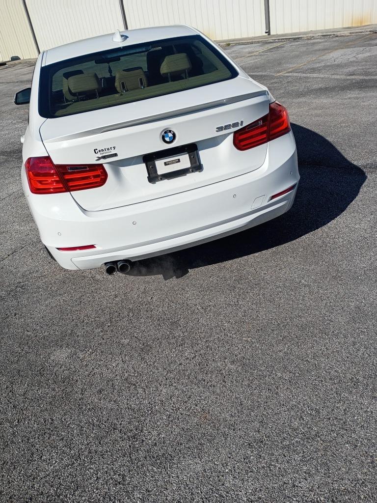 2014 BMW 3 Series 328i - Photo 9