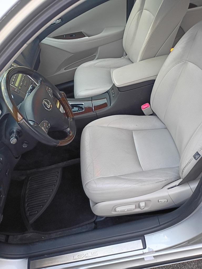 2012 Lexus ES 350 - Photo 6