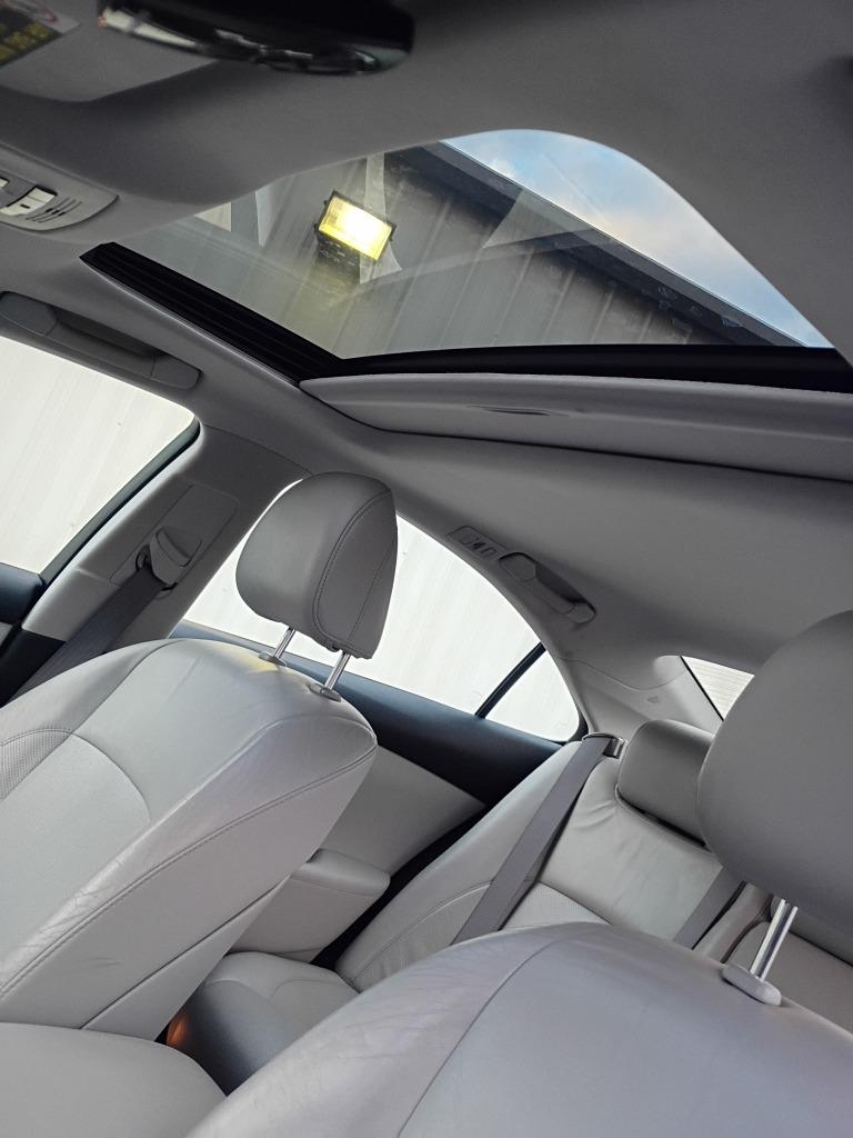 2012 Lexus ES 350 - Photo 10