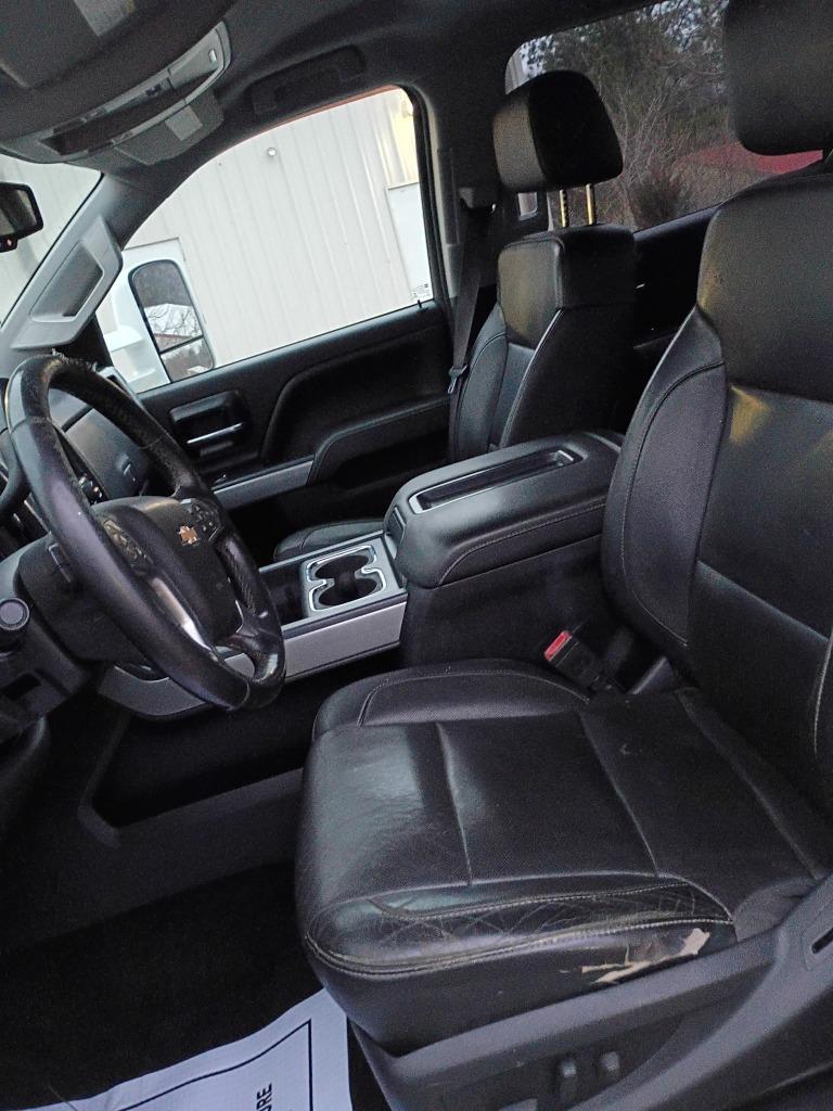 2015 Chevrolet Silverado 3500HD LTZ - Photo 6